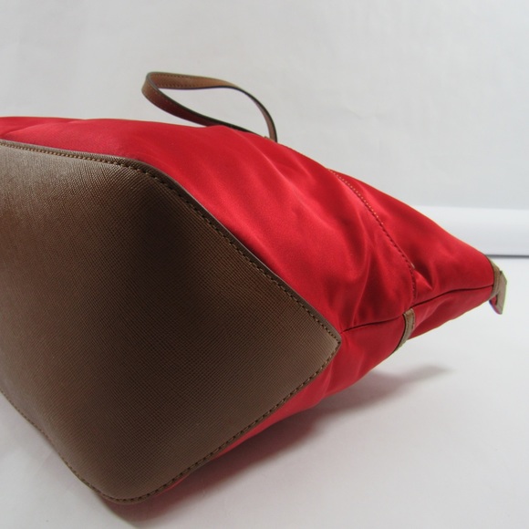 Michael Kors Kempton Nylon Tote Bag - Picture 8 of 11